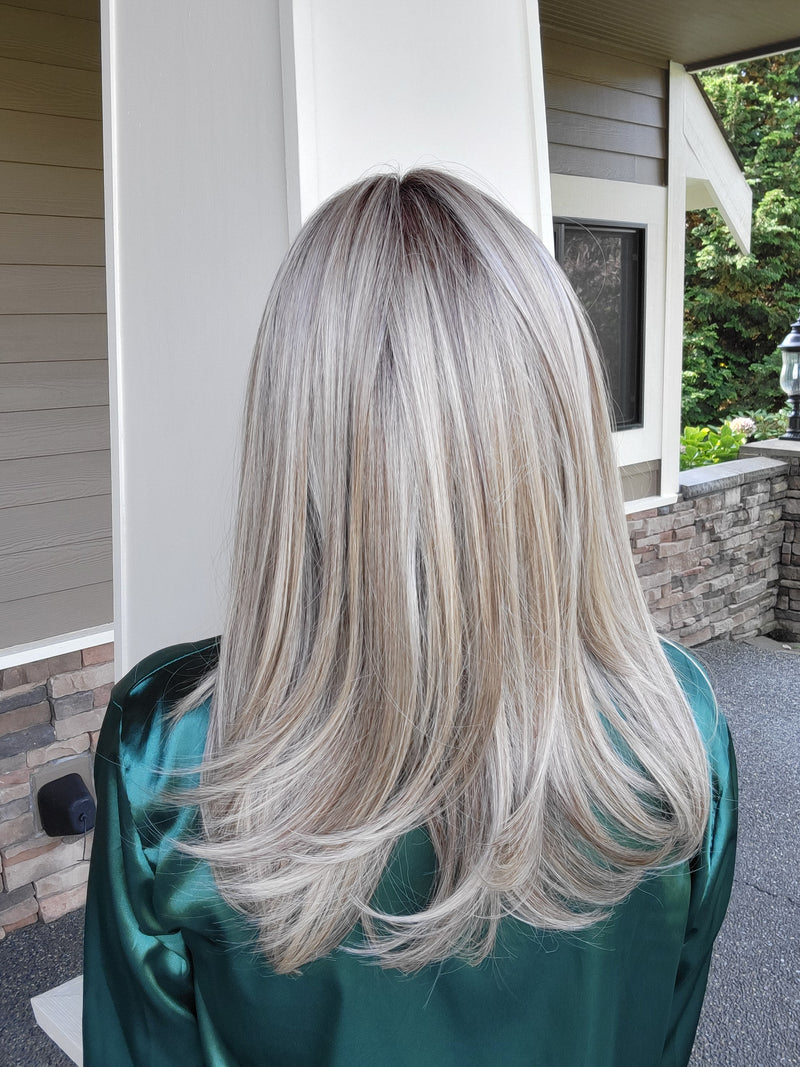 Natalie Gray @vanish.into.thin.hair wearing CELINE by BELLETRESS in SHAKEN OATMILK BLONDE R | A Medium and Light Brown Base with Cool and Neutral Blonde, and Light Blonde Highlights with a Medium Brown Root