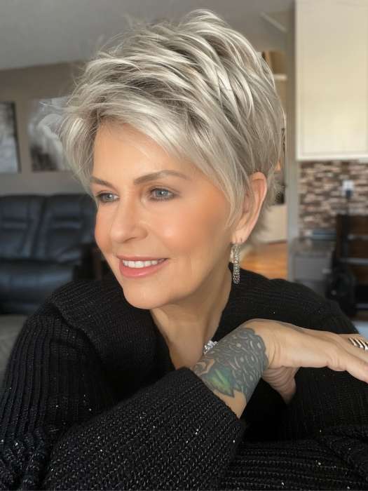 Donna @style.me.ageless wearing GILDA MONO by ELLEN WILLE in color IVORY BLONDE SHADED 101.14.1001 | Pearl platinum with dark ash blonde and silver white blend with dark shaded roots