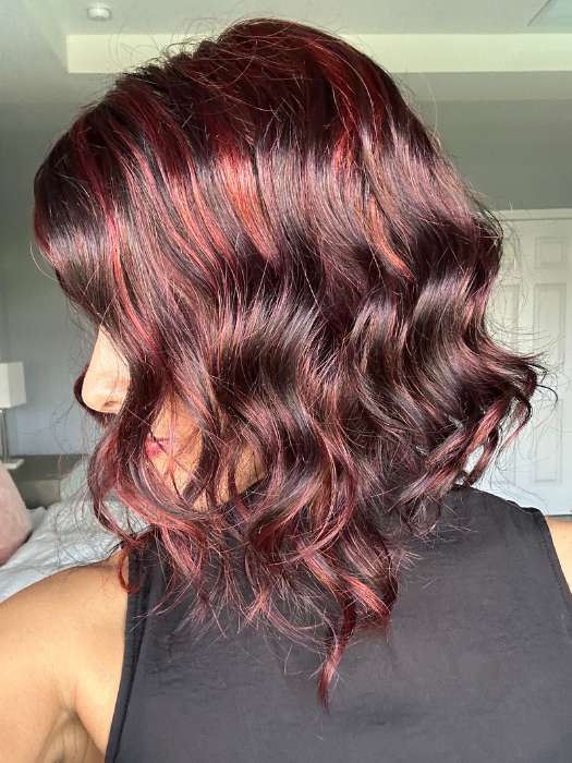 Lorena Calderon @faux.hurr.lifee wearing JULIANNE LITE by JON RENAU in color FS2V/31V CHOCOLATE CHERRY | Black/Brown Violet, Medium Red/Violet Blend with Red/Violet Bold Highlights