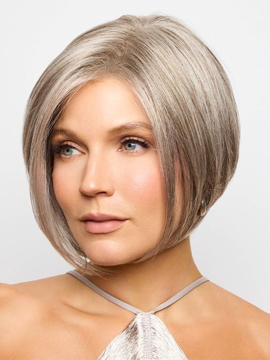 This short wig is crafted with sleek synthetic hair for a ready-to-wear hairstyle