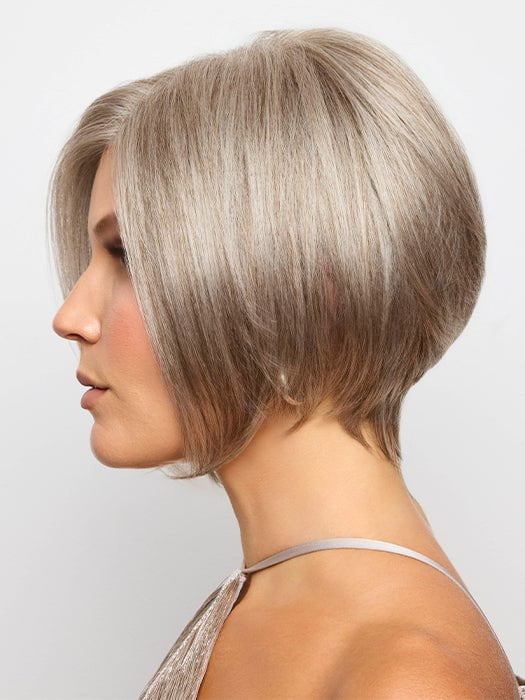 A stacked pixie bob that is bound to polish off your look