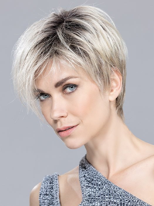 A sophisticated short wig