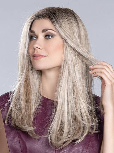 A show stopping long wig with gorgeous layers throughout