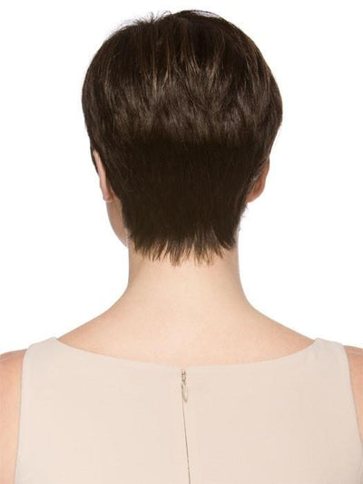 Soft, tapered neckline