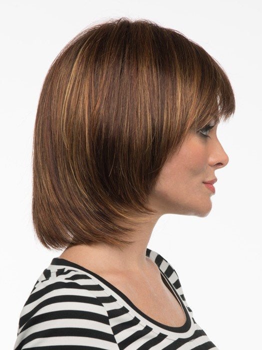 Face framing fringe makes it flattering | Color: Cinnamon Raisin