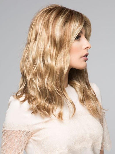 14/26S10 SHADED PRALINES N' CREAM | Light Gold Blonde & Medium Red-Gold Blonde Blend, Shaded with Light Brown