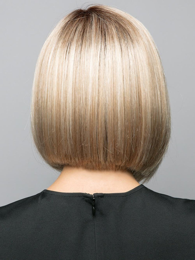 MELTED-MARSHMALLOW | Subtly warm dark sandy blonde blend with medium brown roots and light ash blonde tips and highlights