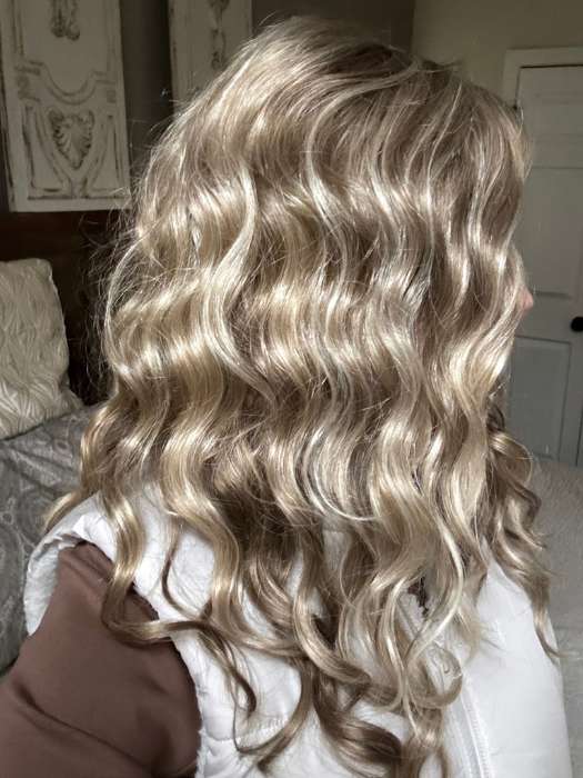 Marcie @wig.obsessed wearing SARAH by JON RENAU in color 12FS12 MALIBU BLONDE | LIght Gold Brown, Light Natural Gold Blonde, Pale Natural Gold-Blonde Blend, Shaded with Light Gold Brown