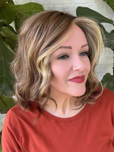 Marcie Mertz @wig.obsessed wearing TOUCH by ELLEN WILLE in color TOBACCO-ROOTED 12.26.27 | Medium Brown base with Light Golden Blonde highlights and Light Auburn lowlights
